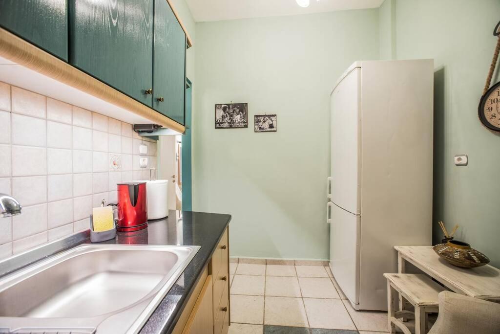 Athinas Apartment 比雷埃夫斯 外观 照片